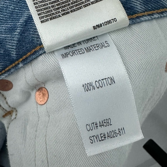 Agolde Jaden Jean Shorts - Picture 6 of 6